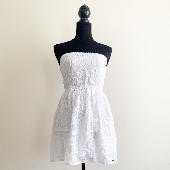 Abercrombie & Fitch Dresses & Skirts - Vintage Abercrombie & Fitch Embroidered Lace Mini Dress sundress – Size XS